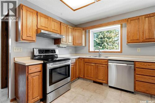 Donahue Acreage, Perdue Rm No. 346, SK - Indoor Photo Showing Kitchen With Double Sink