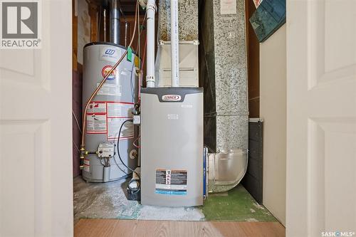 10 Dominion Crescent, Saskatoon, SK - Indoor Photo Showing Basement