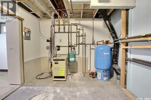 2834 Rae Street, Regina, SK - Indoor Photo Showing Basement