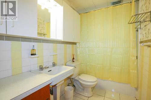 24 Granite St, Sault Ste. Marie, ON - Indoor Photo Showing Bathroom