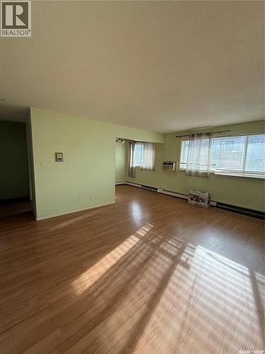 22 26 Shaw Street, Regina, SK - Indoor Photo Showing Other Room