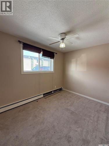 22 26 Shaw Street, Regina, SK - Indoor Photo Showing Other Room