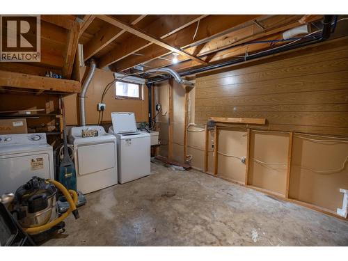 331 Killoren Crescent, Prince George, BC - Indoor Photo Showing Laundry Room