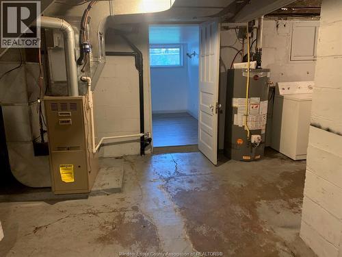 1076 Dougall, Windsor, ON - Indoor Photo Showing Basement