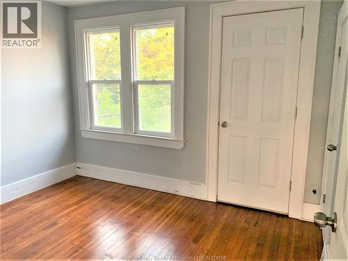 1076 Dougall, Windsor, ON - Indoor Photo Showing Other Room
