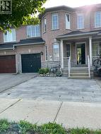 47 WATERTON CRESCENT Richmond Hill, ON L4B 4L2