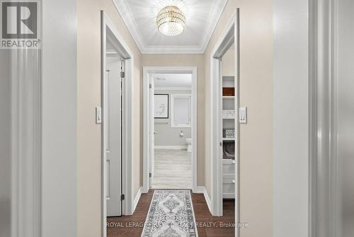 81 Trail Boulevard, Springwater, ON - Indoor Photo Showing Other Room