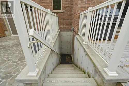 81 Trail Boulevard, Springwater, ON - 
