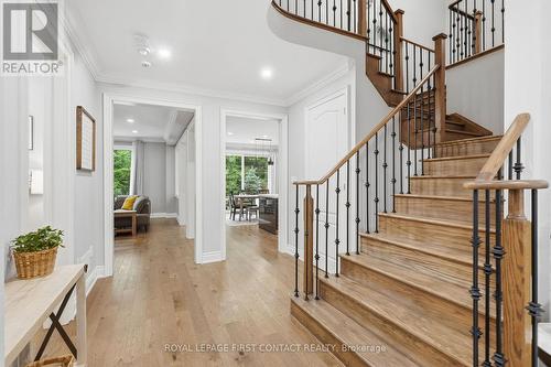 81 Trail Boulevard, Springwater, ON - Indoor Photo Showing Other Room