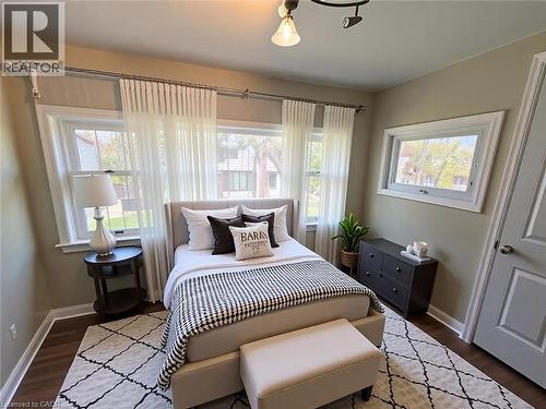70 Belview Avenue Unit# 2, Hamilton, ON - Indoor Photo Showing Bedroom