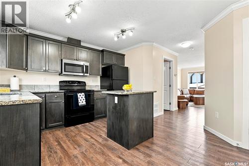 309 810 Hampton Circle, Saskatoon, SK - Indoor Photo Showing Kitchen