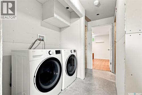 309 810 Hampton Circle, Saskatoon, SK - Indoor Photo Showing Laundry Room