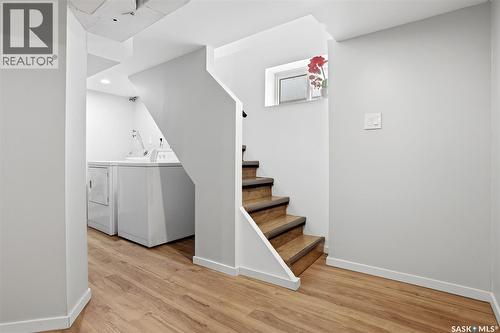 721 College Avenue, Regina, SK - Indoor Photo Showing Laundry Room