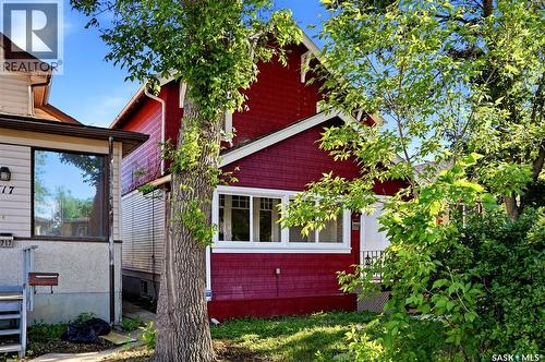 721 College Avenue, Regina, SK - Outdoor