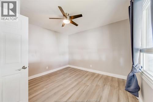 623 Edinborough, Windsor, ON - Indoor Photo Showing Other Room