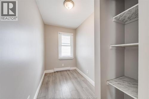 623 Edinborough, Windsor, ON - Indoor Photo Showing Other Room
