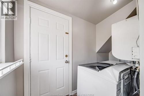 623 Edinborough, Windsor, ON - Indoor Photo Showing Laundry Room