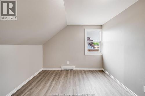 623 Edinborough, Windsor, ON - Indoor Photo Showing Other Room