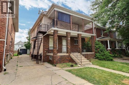 748 Pierre, Windsor, ON - Outdoor With Balcony With Facade