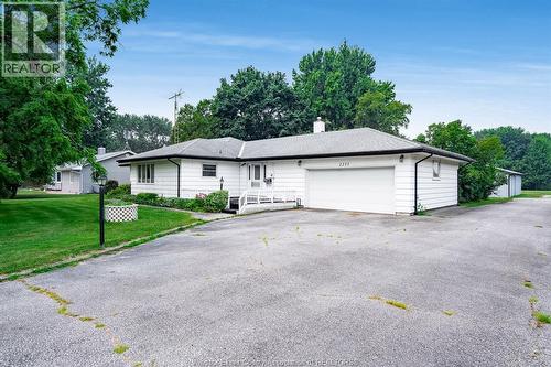 2257 Division ROAD North  Kingsville, ON N9Y 2Z4