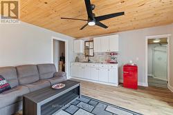 Garage - 