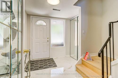 92 Poplar Crescent W, Aurora, ON - Indoor