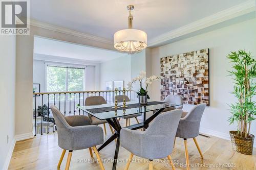 92 Poplar Crescent W, Aurora, ON - Indoor Photo Showing Dining Room