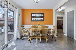 Eating area with walkout - 