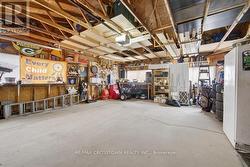 Oversized garage - 