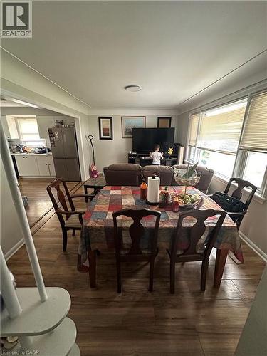 Image quality insufficient for description - 240 West 2Nd Street, Hamilton, ON - Indoor Photo Showing Dining Room