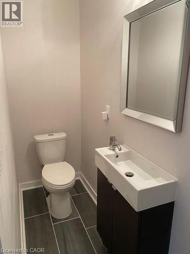 70 Proctor Boulevard Unit# Main, Hamilton, ON - Indoor Photo Showing Bathroom
