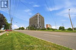 1306 - 3237 BAYVIEW AVENUE Toronto, ON M2K 2J7