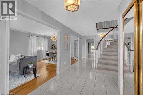 489 Acadia Drive, Hamilton, ON - Indoor Photo Showing Other Room