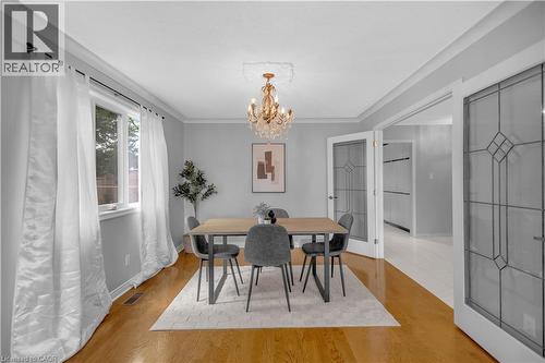 489 Acadia Drive, Hamilton, ON - Indoor Photo Showing Dining Room