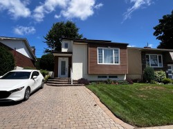 535 Rue de Briançon  Laval (Laval-Des-Rapides), QC H7N 5G9