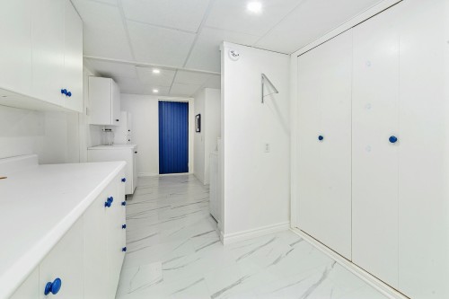 Atelier - 535 Rue De Briançon, Laval (Laval-Des-Rapides), QC - Indoor Photo Showing Other Room