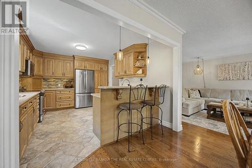 Kitchen - 85 Wright Crescent, Caledon, ON - Indoor Photo Showing Kitchen