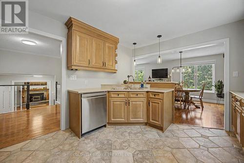 Kitchen - 85 Wright Crescent, Caledon, ON - Indoor Photo Showing Kitchen With Double Sink