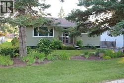 509 Mark AVENUE Moosomin, SK S0G 3N0