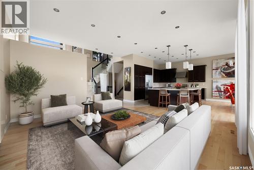 6110 Wascana Court, Regina, SK - Indoor Photo Showing Living Room