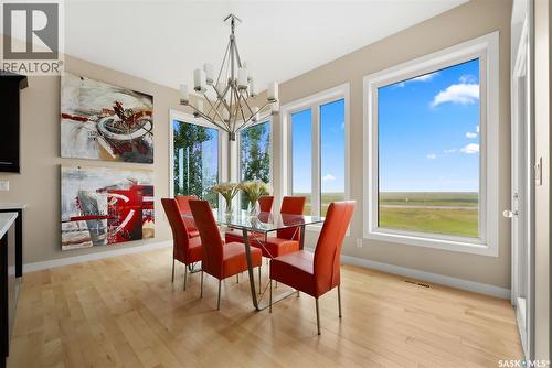 6110 Wascana Court, Regina, SK - Indoor Photo Showing Dining Room