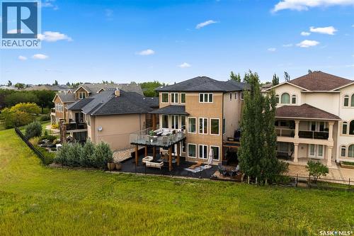 6110 Wascana Court, Regina, SK - Outdoor