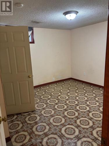 Lower - 37 Irwin Road, Toronto, ON - Indoor Photo Showing Other Room