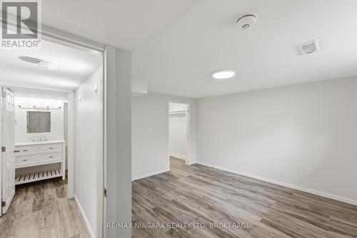 BASEMENT - 250 GRANTHAM AVENUE , St. Catharines (Carlton/Bunting), Ontario L2M 4Z5 5