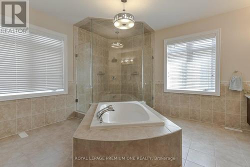 107 Headwind Boulevard, Vaughan, ON - Indoor Photo Showing Bathroom