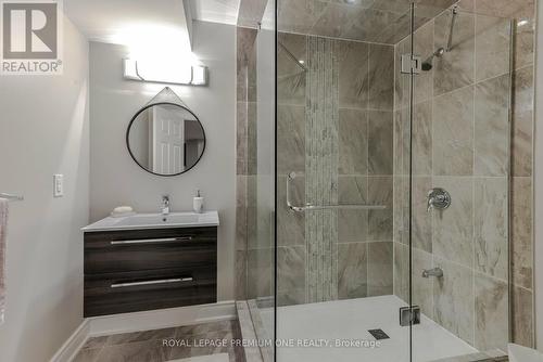 107 Headwind Boulevard, Vaughan, ON - Indoor Photo Showing Bathroom