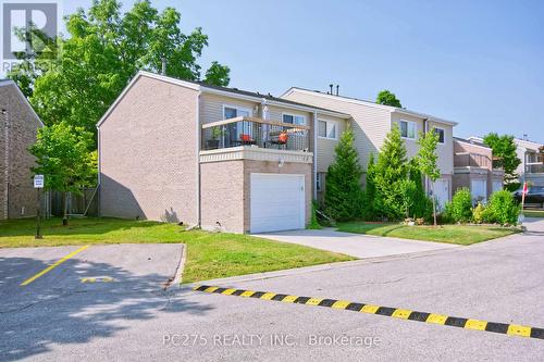 15 - 669 OSGOODE DRIVE  London South (South Y), ON N6E 2C7