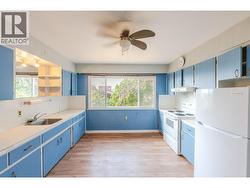 Kitchen - 