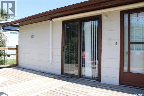326 3Rd Avenue, Young, SK - Outdoor With Exterior