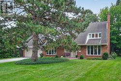 68 KINGSFORD COURT  Ottawa, ON K2K 1T9